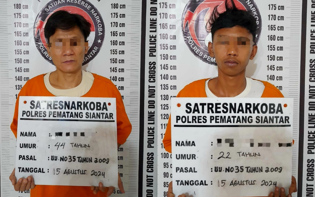 Kedua Tersangka yang diamankan polisi